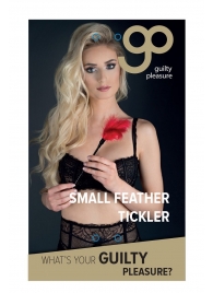 Пластиковая метелочка с красными пёрышками Small Feather Tickler - 32 см. - Blush Novelties - купить с доставкой в Таганроге