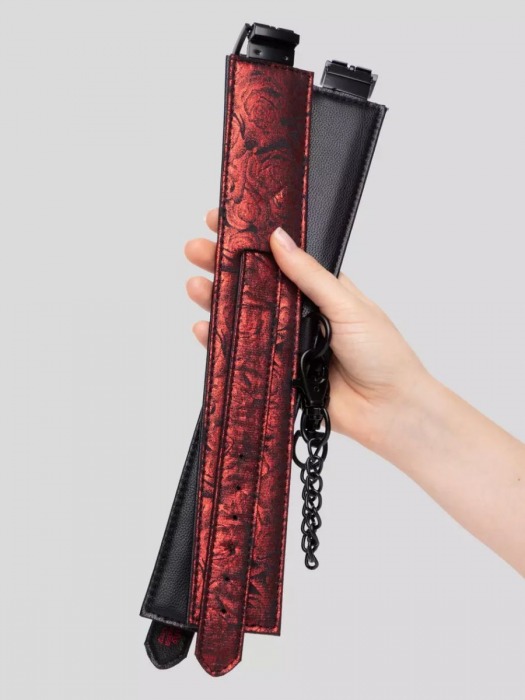 Красно-черные оковы Reversible Faux Leather Ankle Cuffs - Fifty Shades of Grey - купить с доставкой в Таганроге