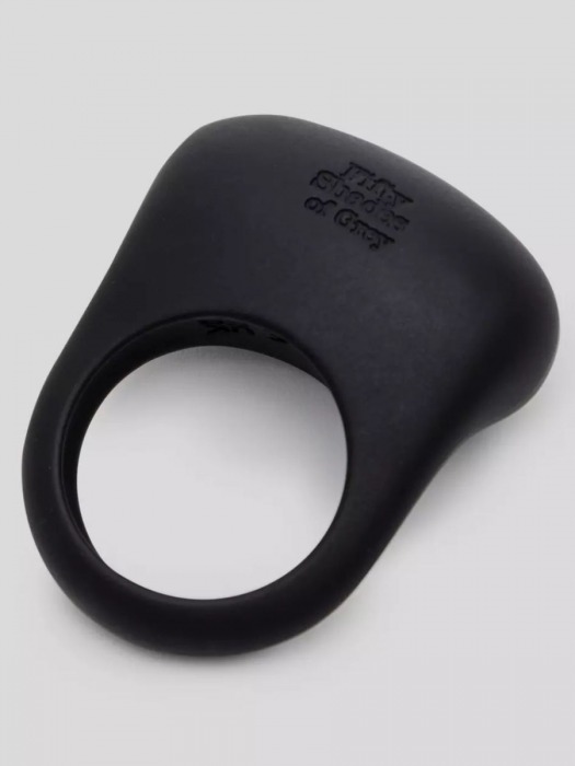 Черное эрекционное виброкольцо Sensation Rechargeable Vibrating Love Ring - Fifty Shades of Grey - в Таганроге купить с доставкой