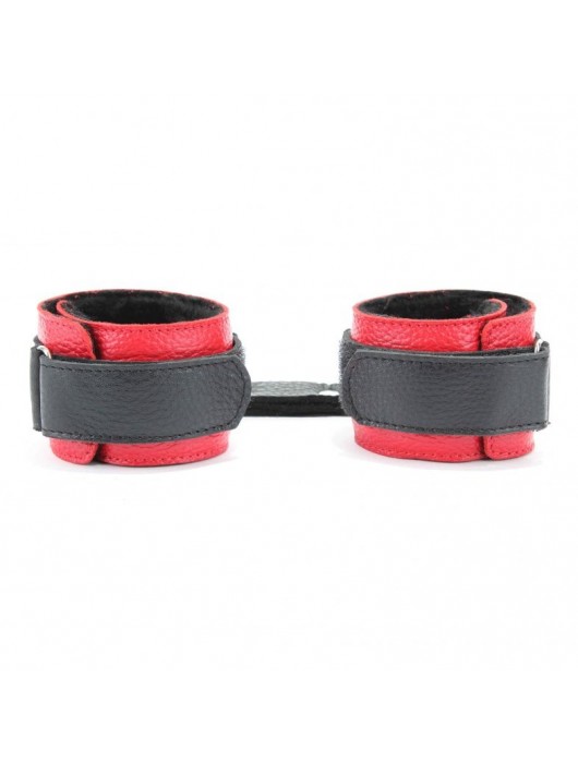 Красно-чёрные кожаные наручники с меховым подкладом - БДСМ Арсенал - купить с доставкой в Таганроге